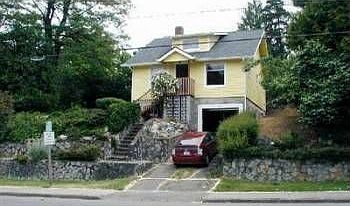 1st image of 615 Sidney Ave