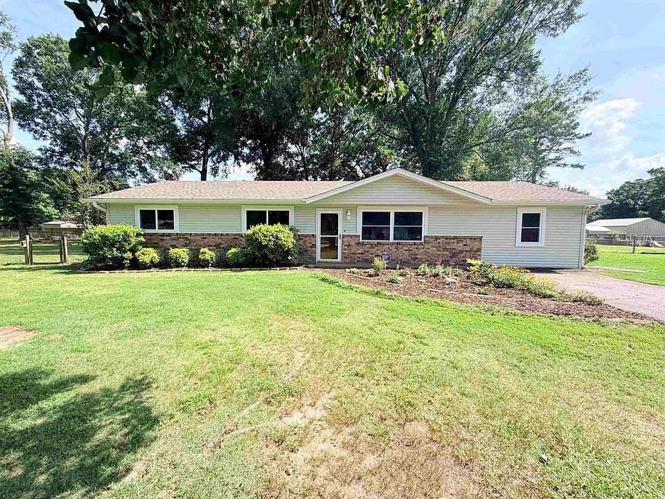 1st image of 857 Joyce Dr