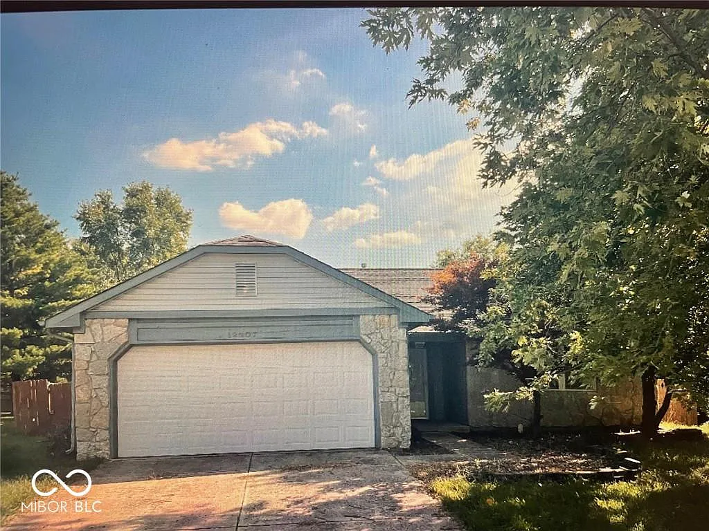 12307 Cobblestone Ct photo 1