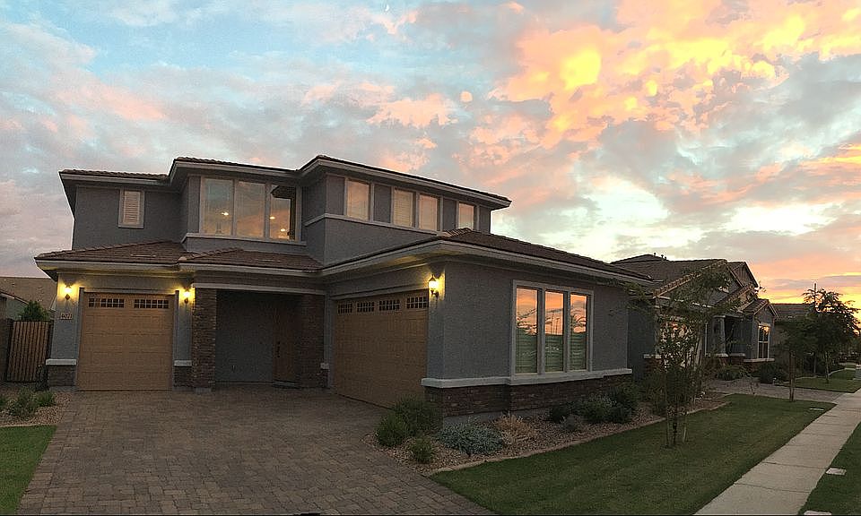 1st image of 4071 E Comstock Dr