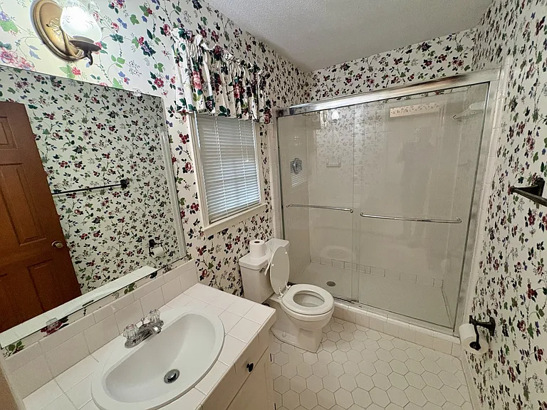 1003 Chambers Ln — Photo 21