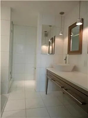 Sold by Synergy NYC | media 17