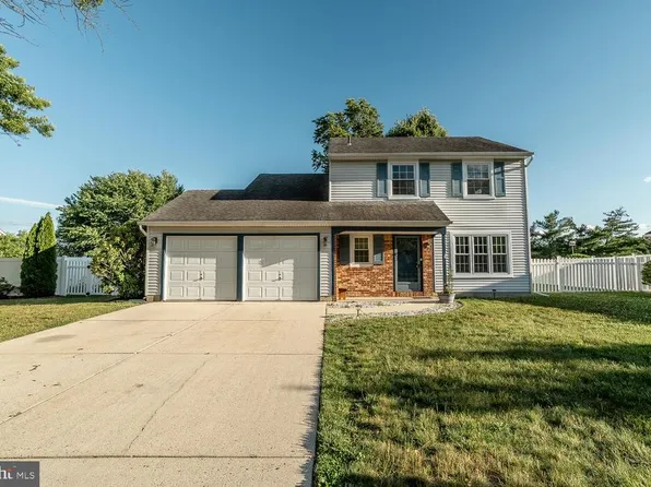 10 HONEY LOCUST LANE, EASTAMPTON, NJ 08060
