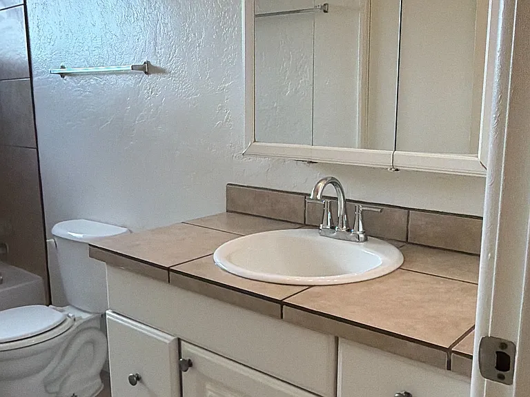 2417 E Campbell Ave #11A — Photo 13