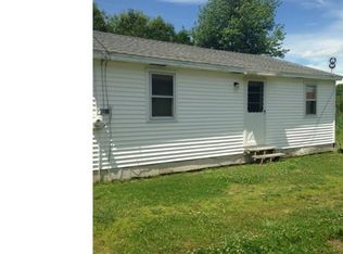 38 Mitchell Rd, York, ME 03909