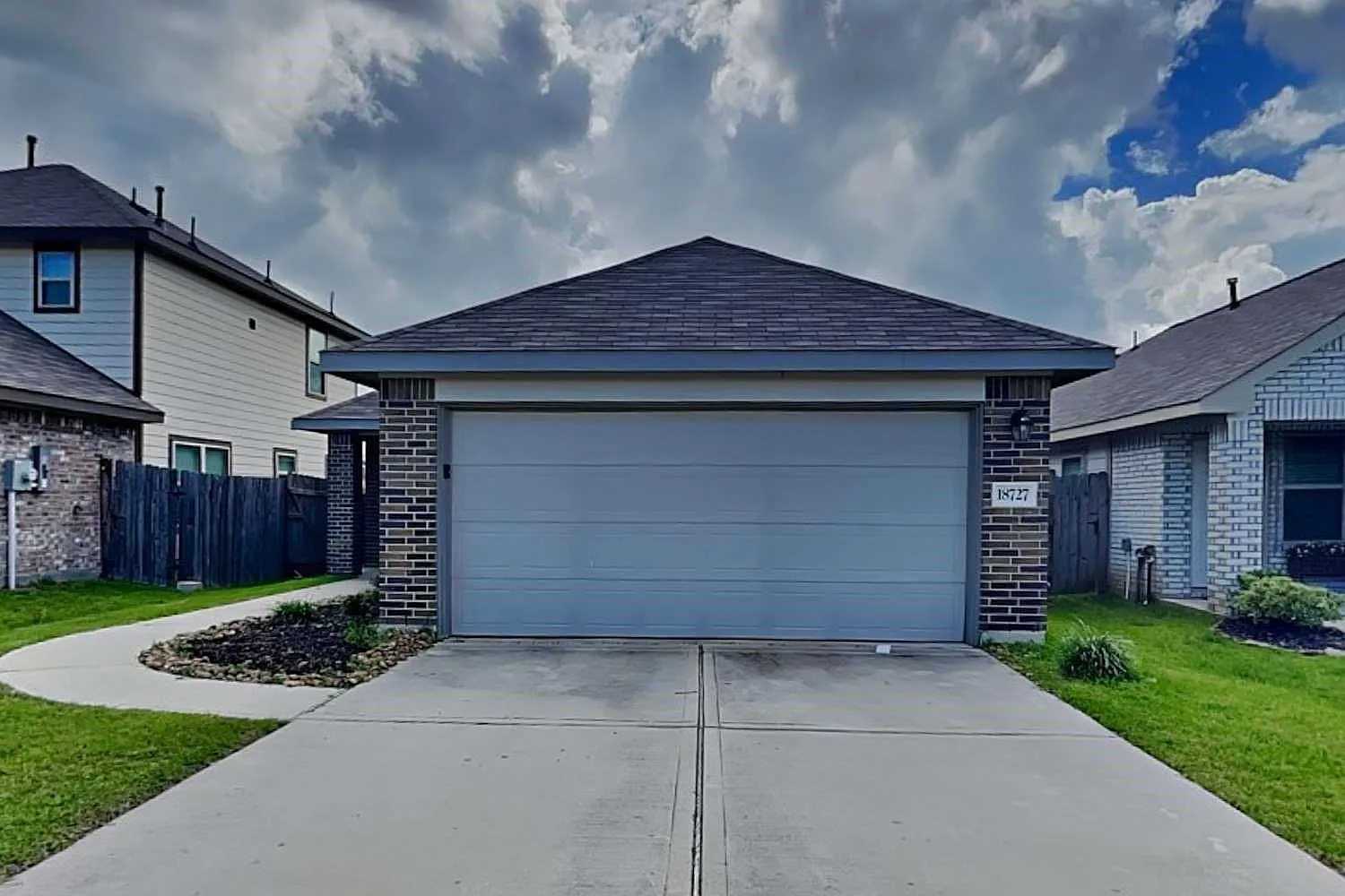3 bed, 2.0 bath, 1200 sqft, $1,575 — Photo 1