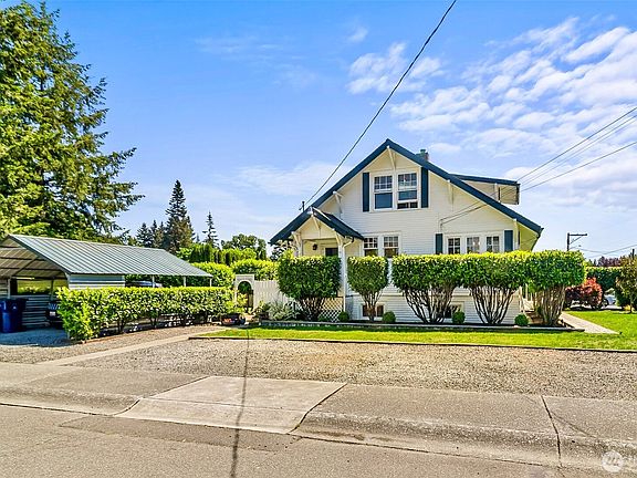3rd image of 8029 60th Drive NE