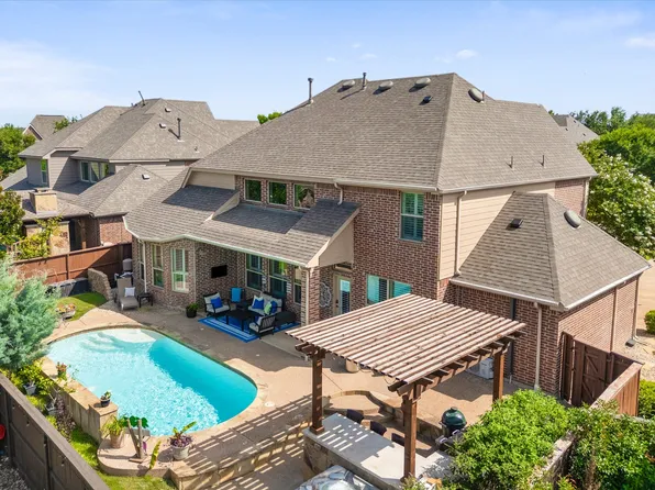 2749 Waverley Dr, Trophy Club, TX 76262