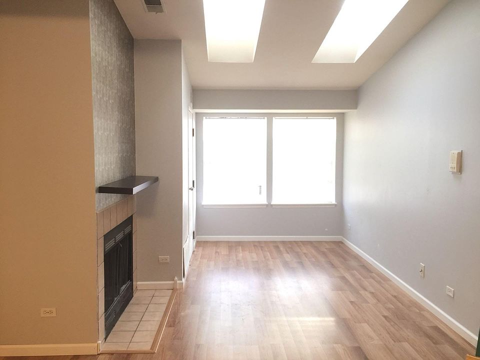 1st image of 1309 Wyndham Dr APT 201