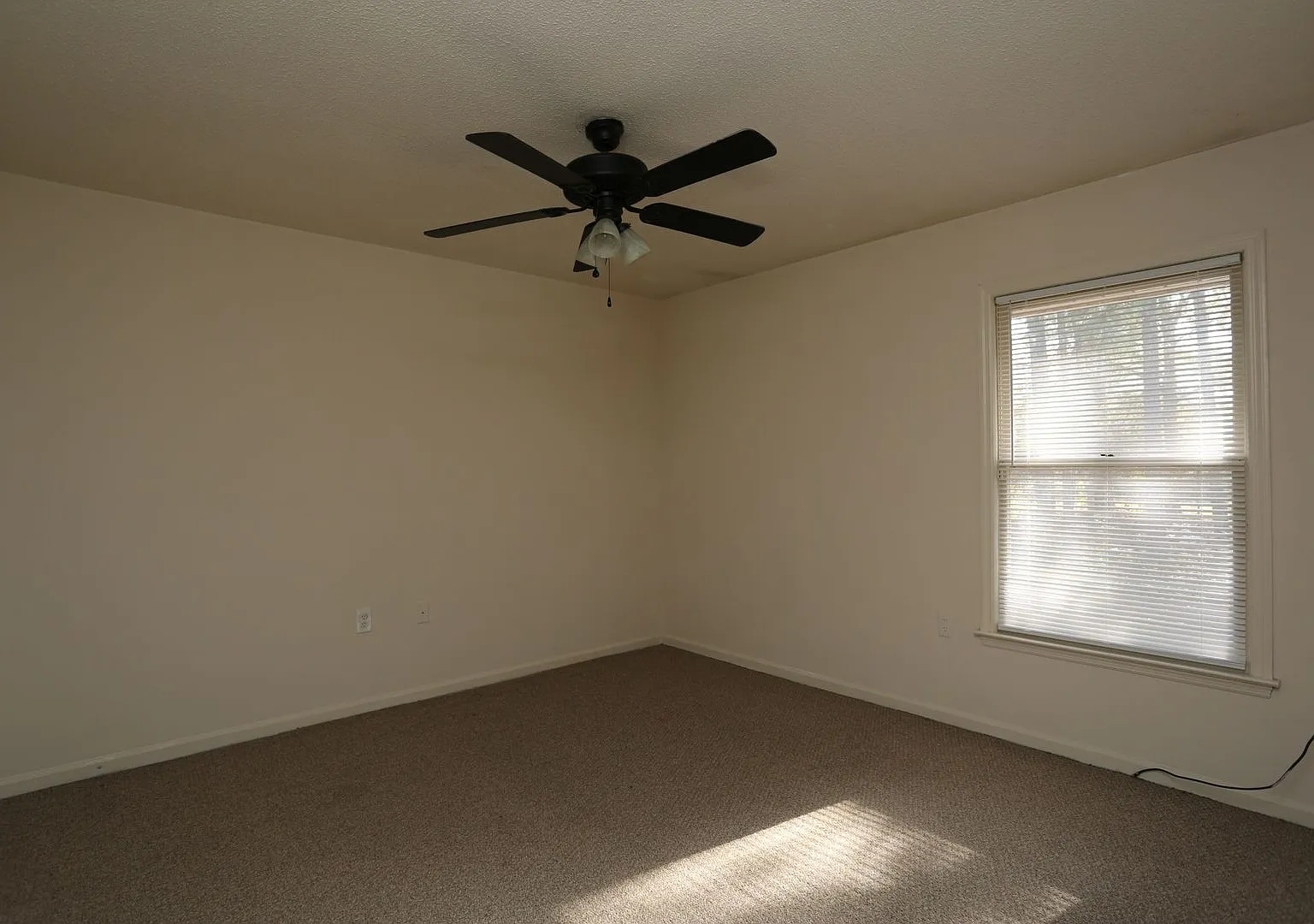 2 Bedroom at Stadium Walk — Photo 4