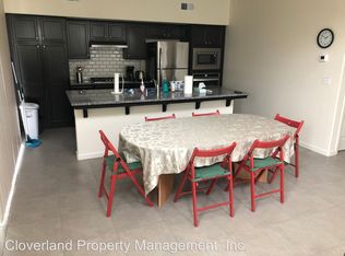 183 Barker Ln, Merced, CA 95348