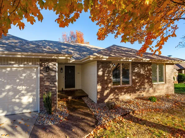 5484 S Stonegate Avenue, Springfield, MO 65810