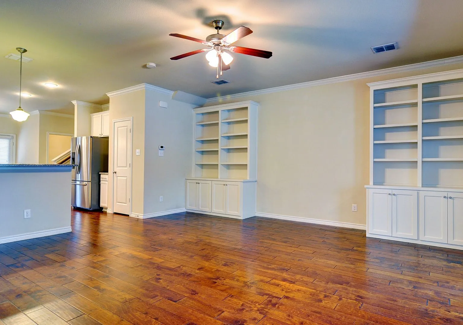 Monticello Townhome — Photo 2