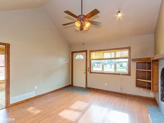 4th image of 635 N 7th Ave