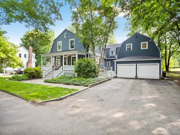 4 Wheeler Ln, Westford, MA 01886