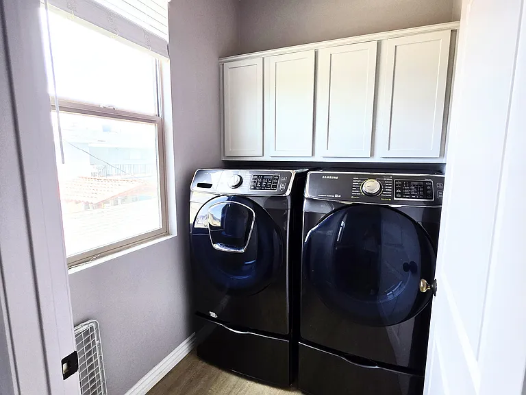 13438 Roselle Ave — Photo 29