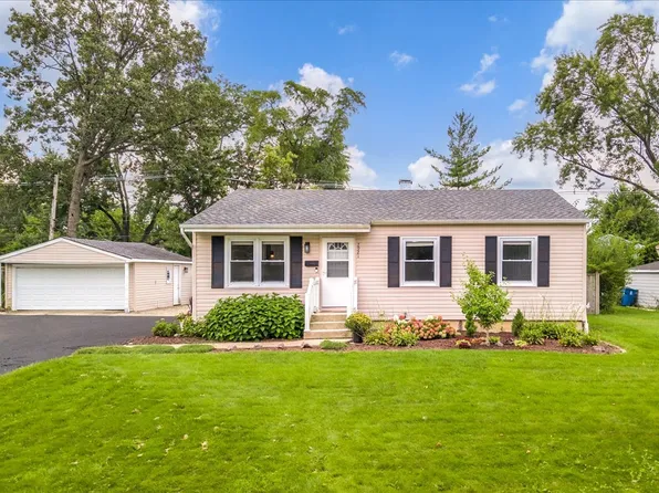 2921 Everglade Ave, Woodridge, IL 60517