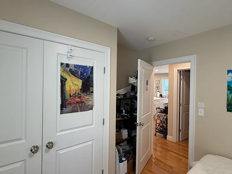 62-64 Waverly St #2 — Photo 12