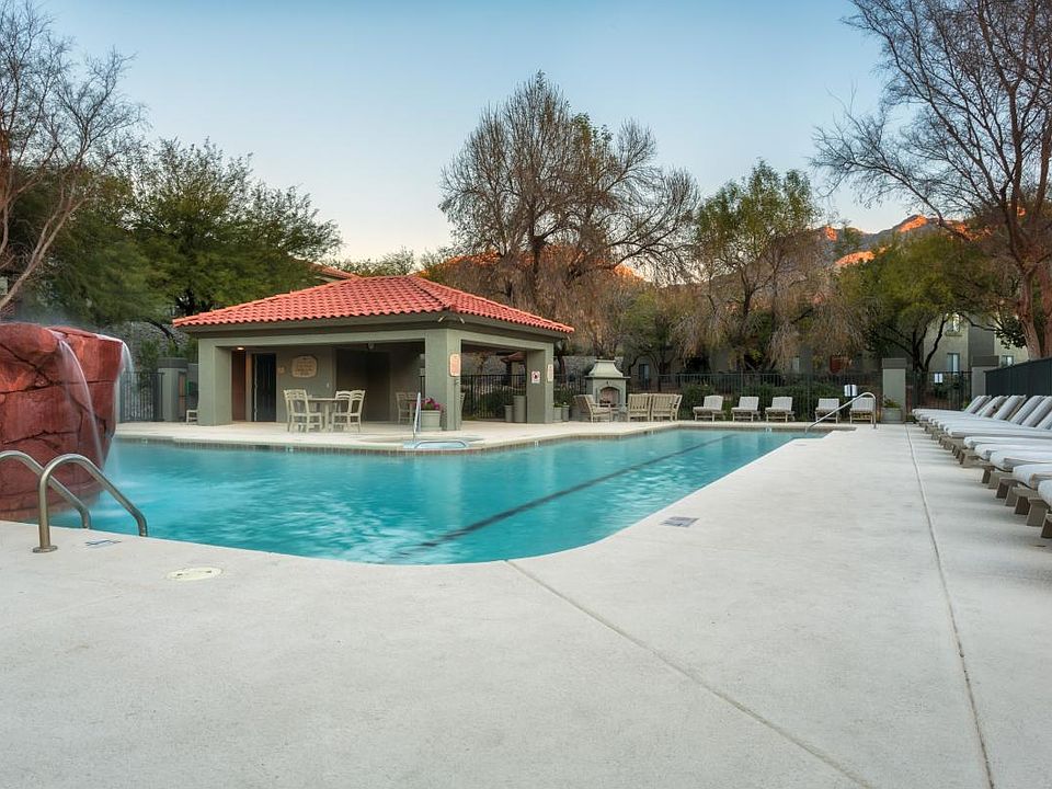 2nd image of 5751 N Kolb Rd #38