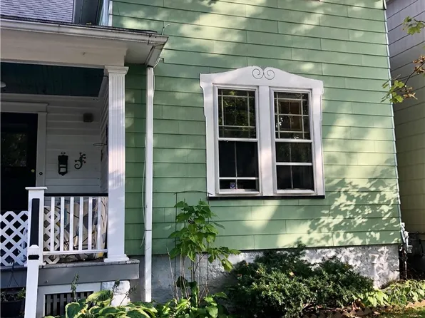 160 Oakland St, Rochester, NY 14620