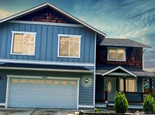 940 NW Longview Dr, Oak Harbor, WA 98277