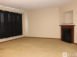 3307 Hazel Trl UNIT B, Woodbury, MN 55129