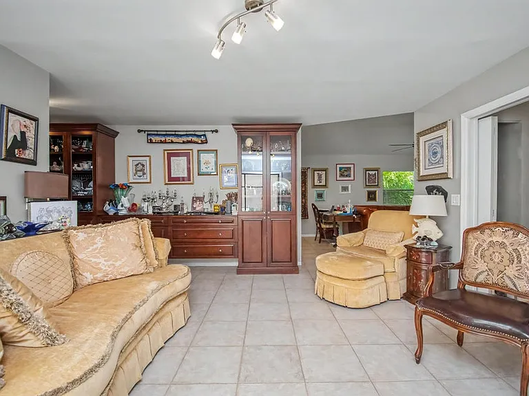 7678 Solimar Cir #0 — Photo 12