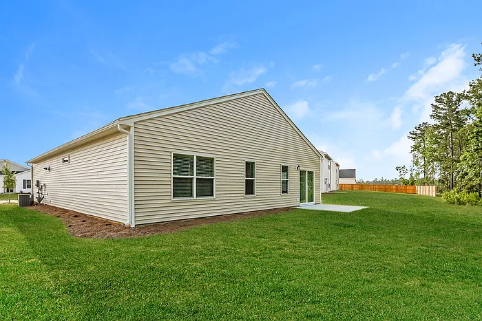 257 Clydesdale Cir — Photo 14
