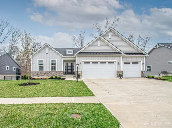 9957 Rothschild Ct, Centerville, OH 45458