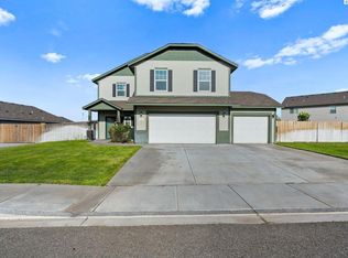 5813 Ramus Ln, Pasco, WA 99301