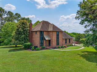 806 Manor Dr, Fayetteville, TN 37334