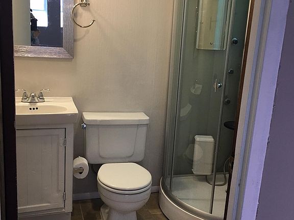 Downstair bathroom