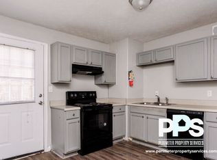 1126 Maple St UNIT 19, Carrollton, GA 30117