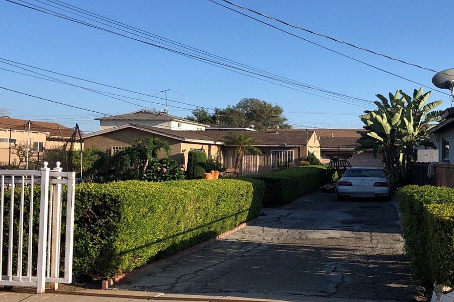 1st image of 1410 W 121st St