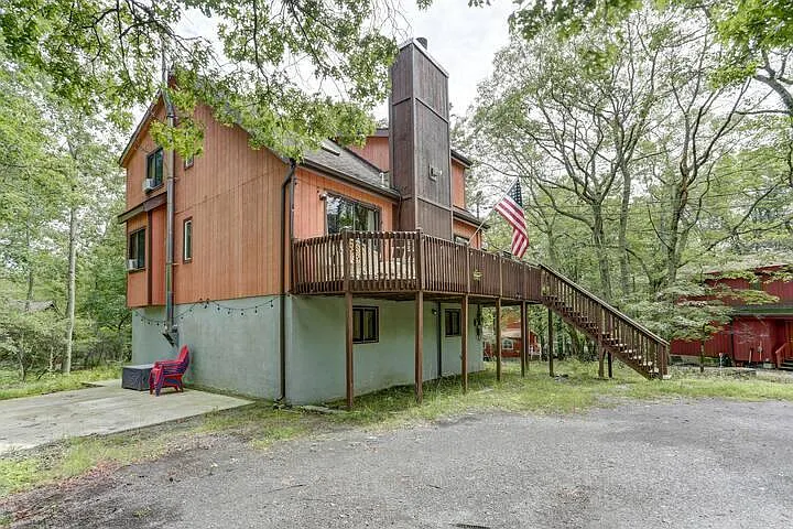 2255 Scarborough Way photo 1