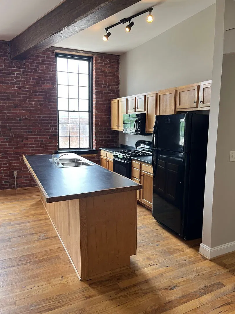 265 N. Queen St. Apt. 202 York, Pa 17403 **Gable Flats — Photo 4