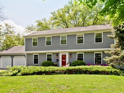 237 W Blodgett Ave, Lake Bluff, IL, 60044