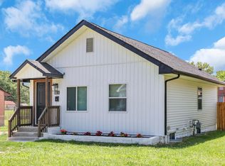 1181 Minnesota Ave, Columbus, OH 43211