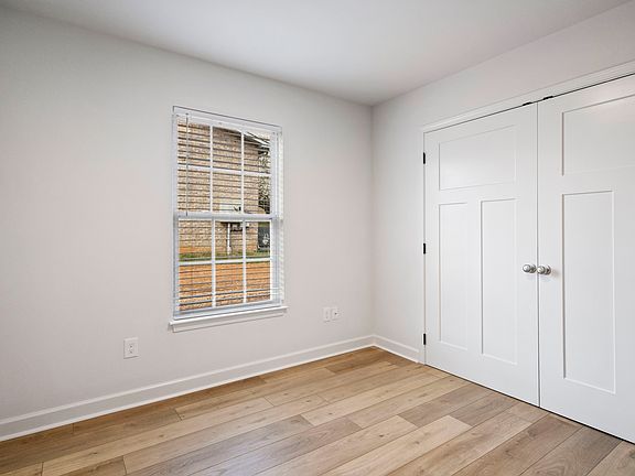Guest bedroom 1