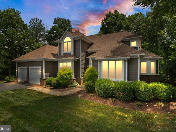 11301 Bright Pond Ln, Reston, VA 20194