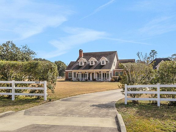 5th image of 14519 Wildwood Cir