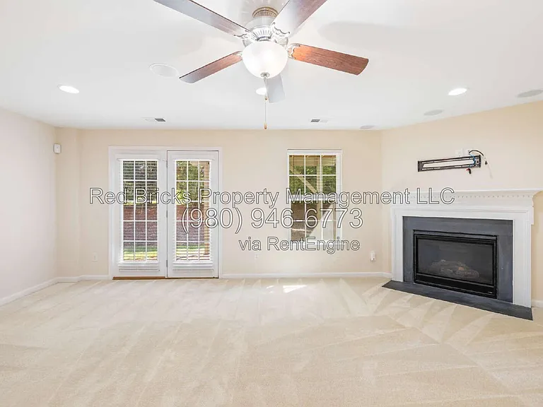 2306 Rachelwood Dr — Photo 5