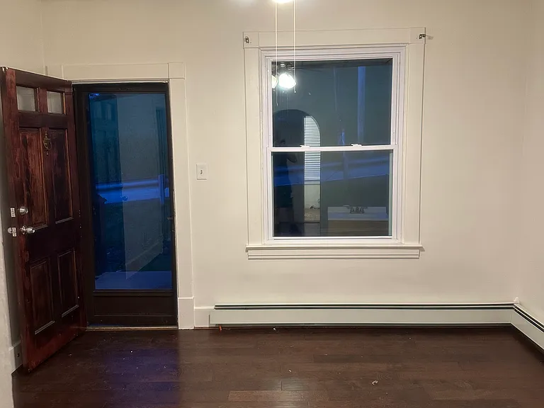 3392 Pike St — Photo 3
