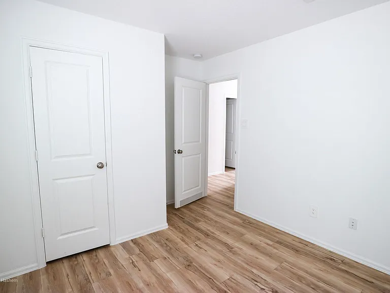 21811 Hickory Springs Ct — Photo 14