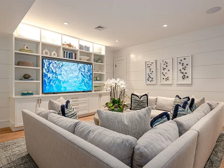 4 Ellens Way — Photo 6