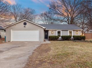 210 N Roosevelt St, Spring Hill, KS 66083