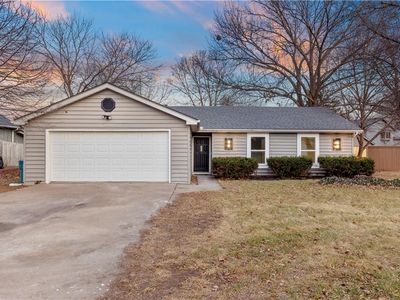 210 N Roosevelt St, Spring Hill, KS, 66083