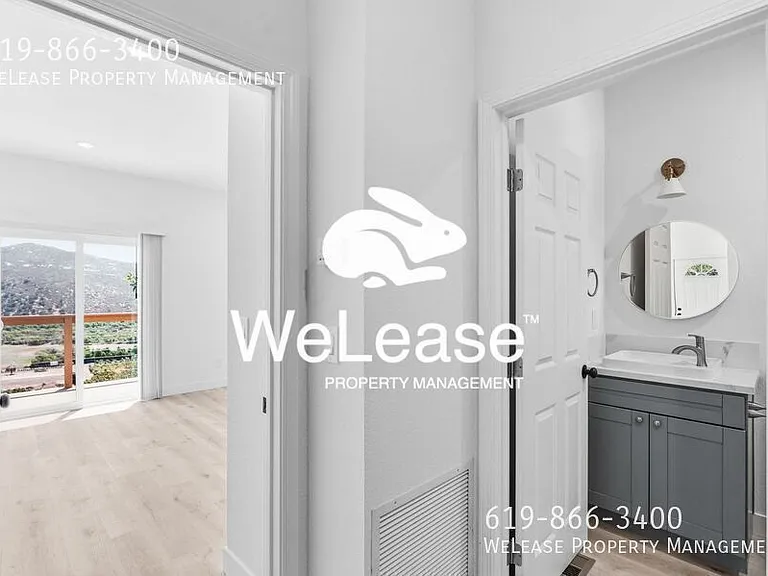 2918 Anaheim St — Photo 11