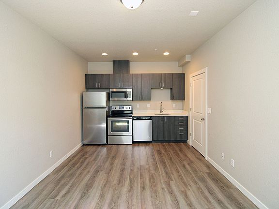 5th image of 7625 SE Milwaukie Ave Unit 5