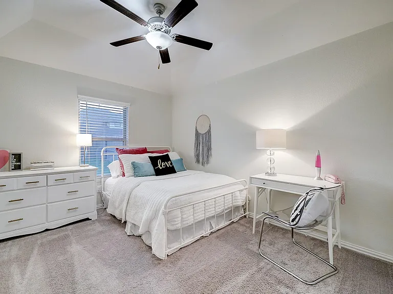 3414 Cabernet Shores Dr — Photo 9